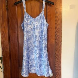 Vintage floral Blue and White Dress low back